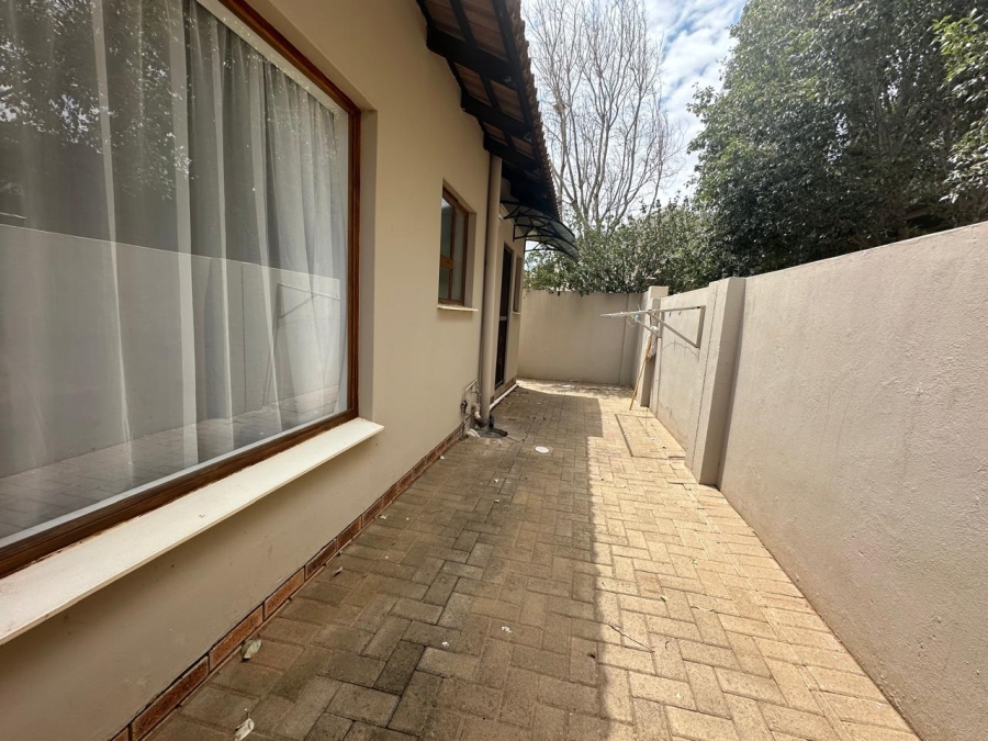 2 Bedroom Property for Sale in Hillside Free State